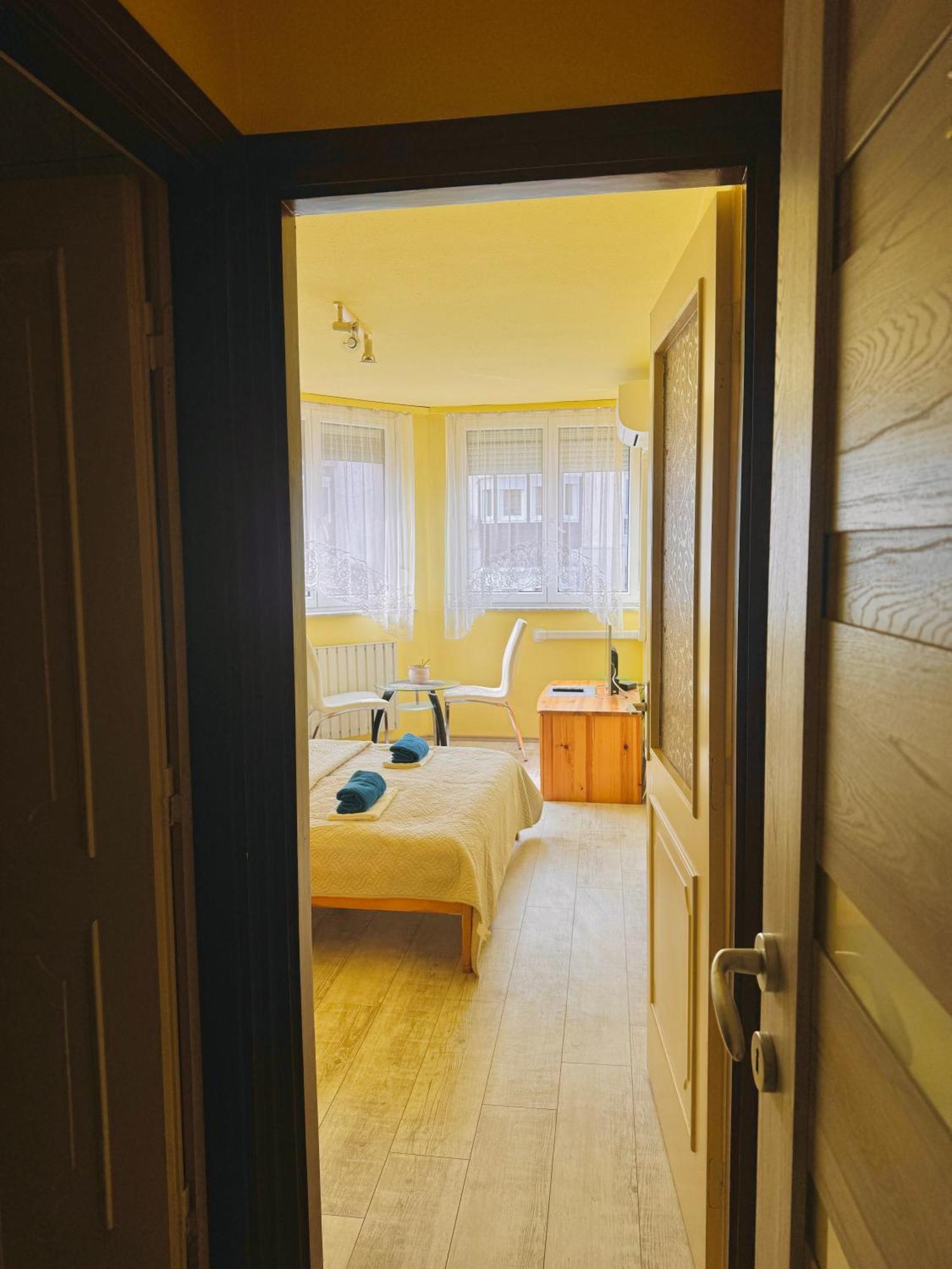 Sailor'S Apartman Шиофок Экстерьер фото